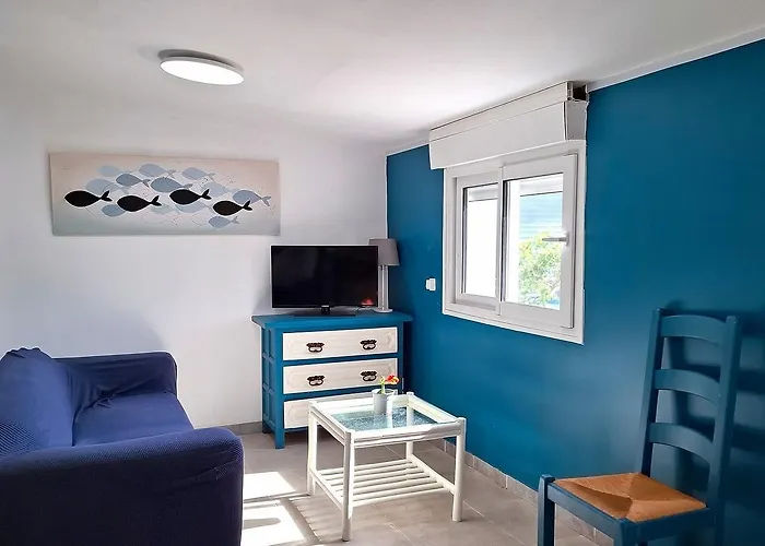 Maison De Pecheur * Vias